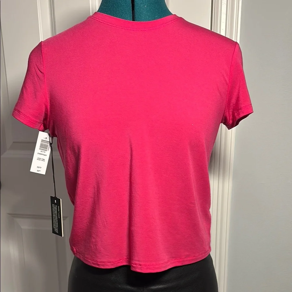 Aritzia Babaton Pink Women's Top - new with tags- xs - Picture 1 of 3